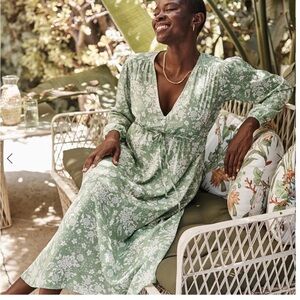 Summersalt cinch waist caftan dress. Women’s size S